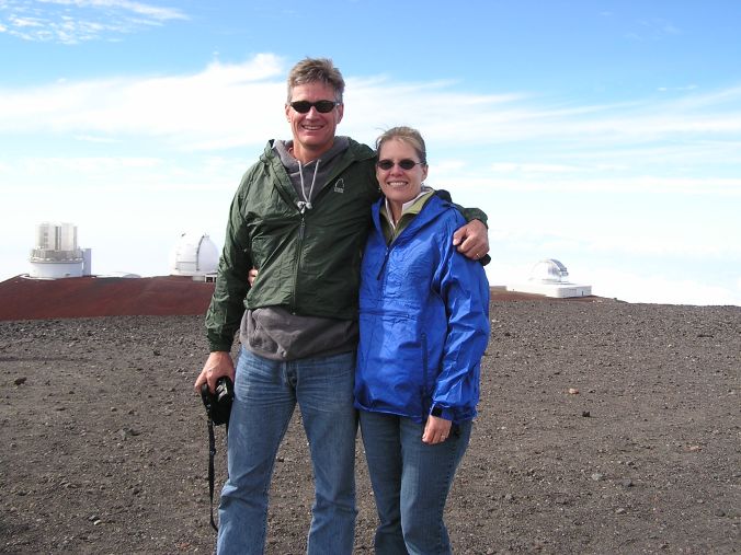 [Peter+and+Diane+near+Keck+observatory+2006.jpg]