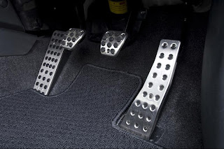 Honda Civic aluminium pedals.jpg