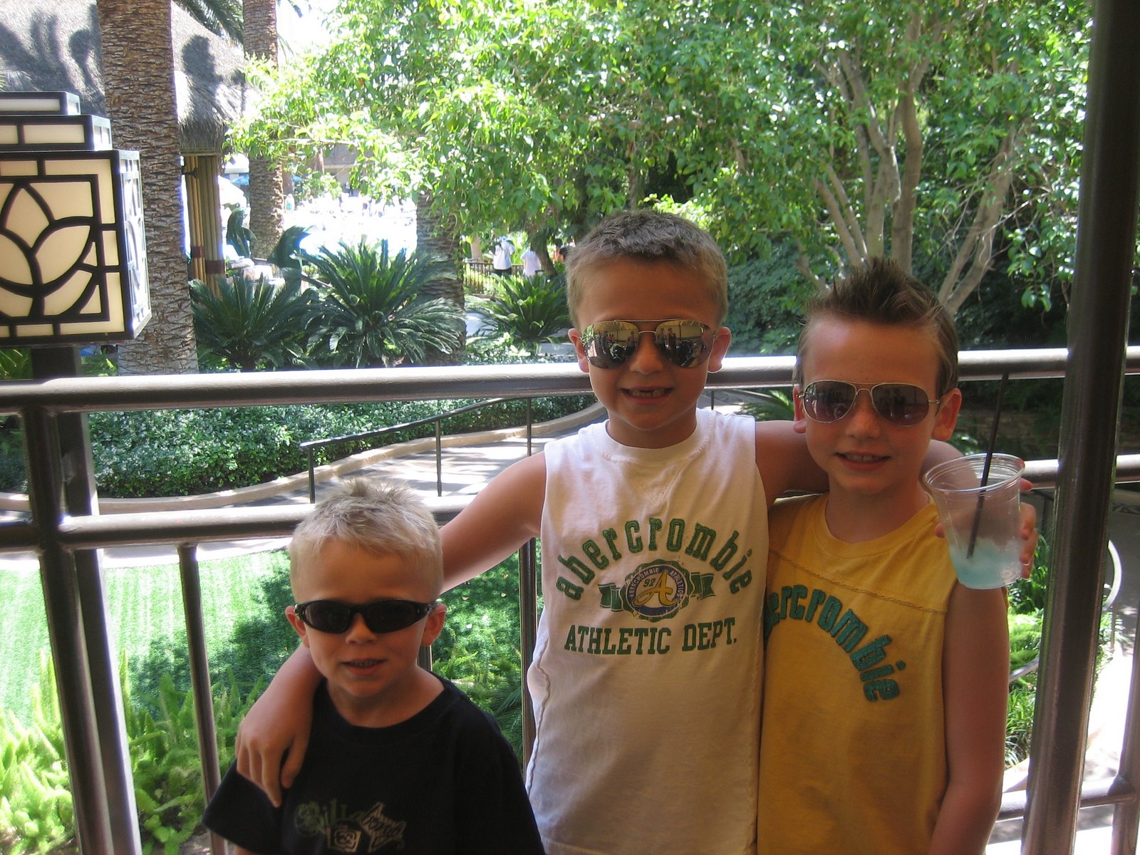 [boys+sunglasses.JPG]