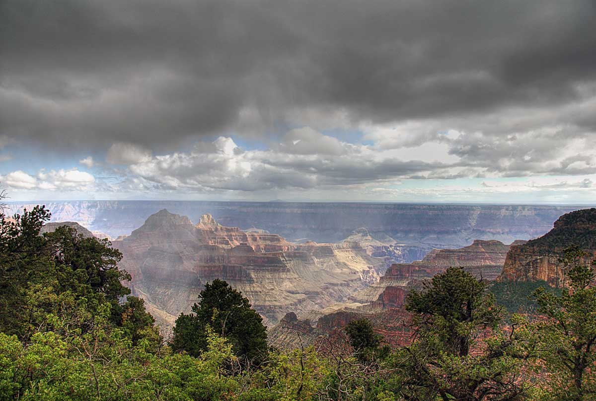 [4+Grand-Canyon+in+the+Rain.jpg]