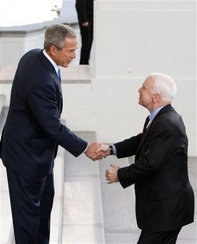 [Bush+endorses+McCain,+3.5.08+++2.jpg]