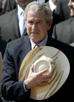 [Bush+&+cowboy+hat+++2.jpg]
