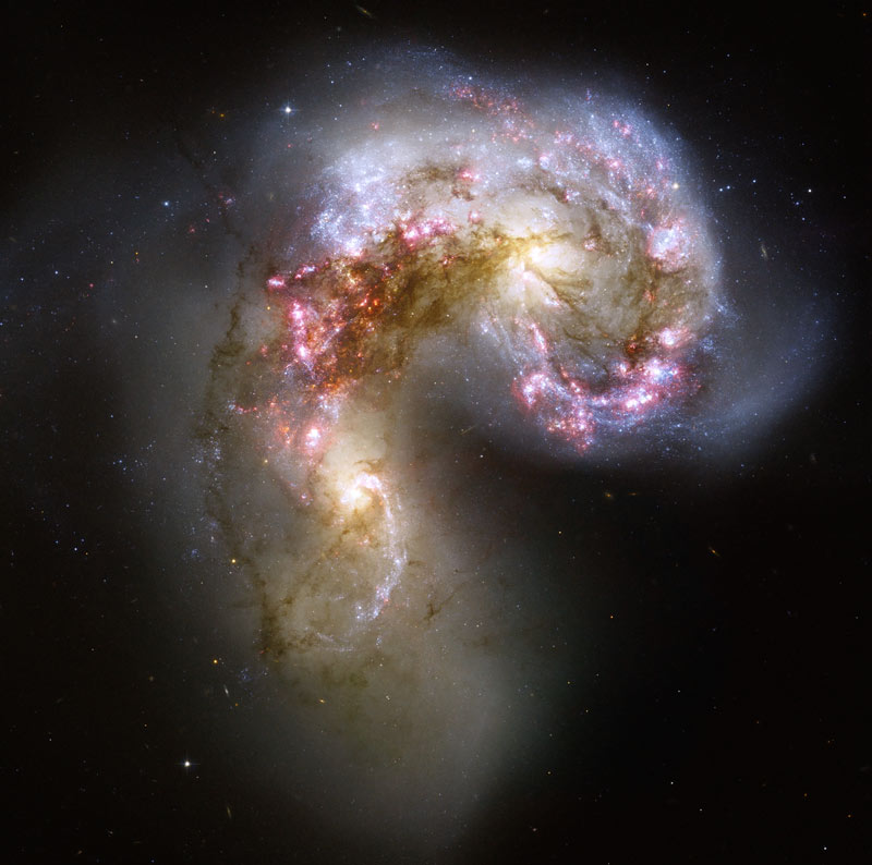 [Center+of+NGC+4038_4039+or+Antennae+Galaxy+_+Super+Galaxys.jpg]