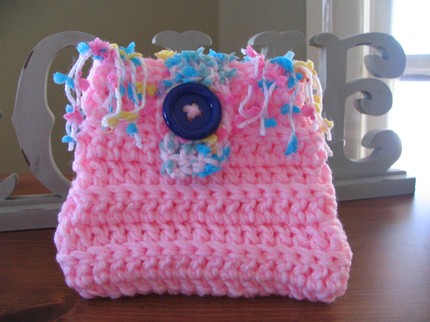 [chic_pink_bubblicious_crochet_purse.jpg]
