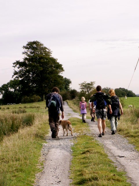 [c14+walking+the+Ribble+Way+from+Wigglesworth+to+Halton+West+above+Gisburn.jpg]