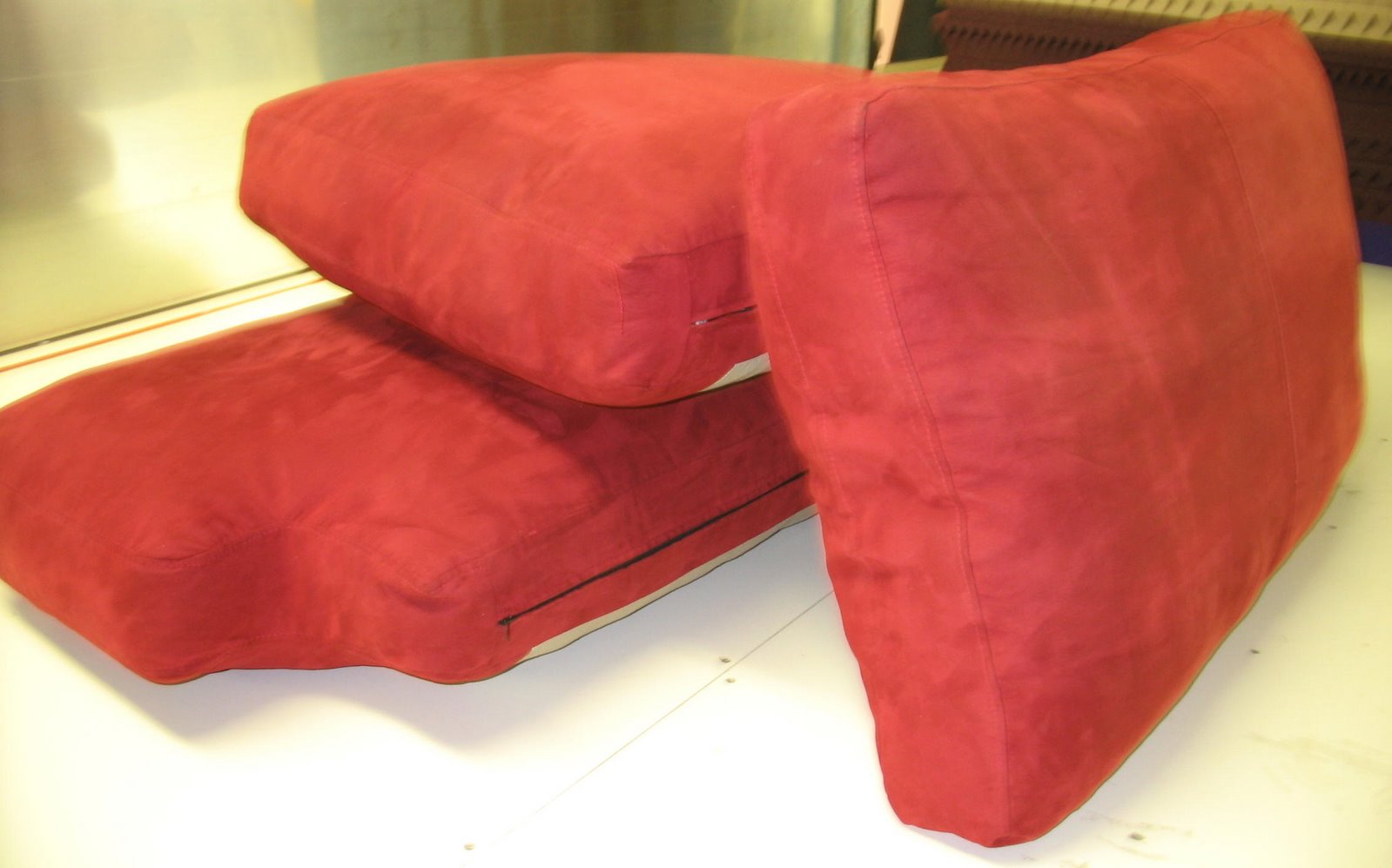 [sofa+cushions.jpg]