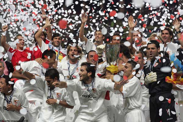 [Sevilla+gana+Supercopa+-+Gety.jpg]