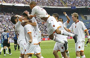 [Roma+gana+a+Inter+-+Reuters.jpg]