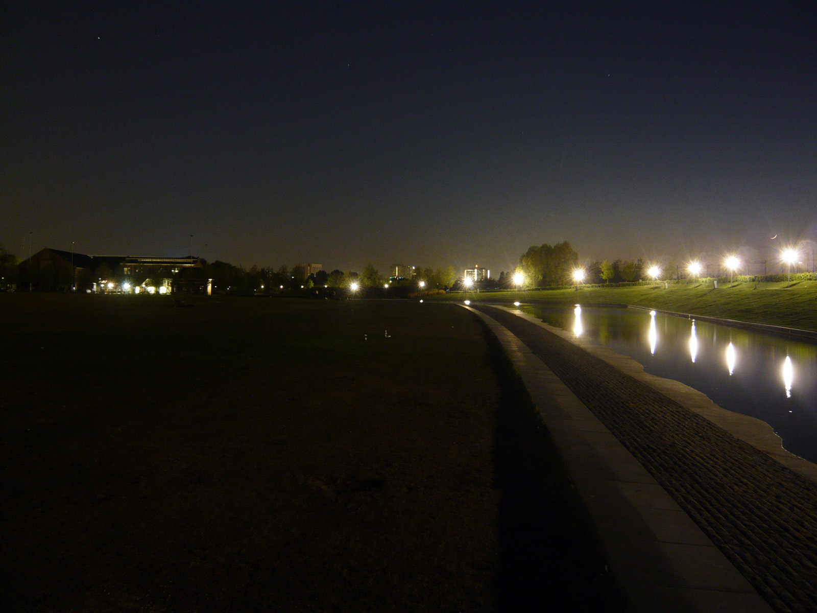 [westerpark+by+night.jpg]
