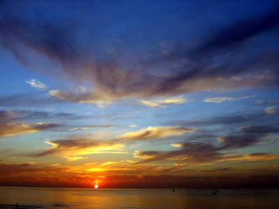http://bp2.blogger.com/_6b10Tu_oP2A/RrlNHXU6qkI/AAAAAAAAAUA/KOVCLOsurao/s1600/Glorious_Sunset.jpg