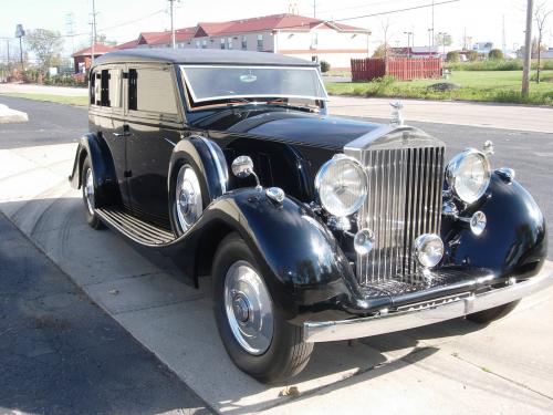 [1937+Rolls+Royce.jpg]
