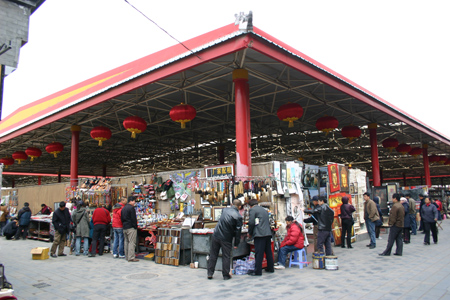 [Panjiayuan+central+market.jpg]