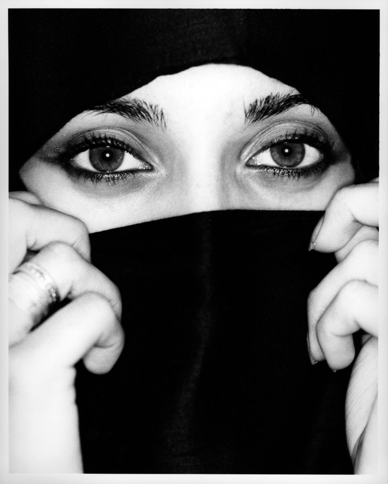 [BurkaWoman.jpg]