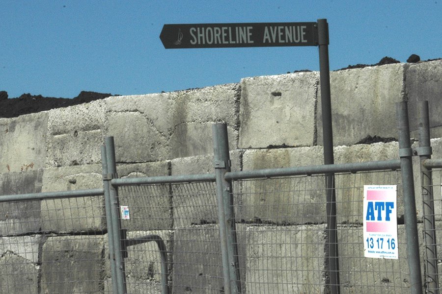 [Shoreline+Ave+sign.jpg]