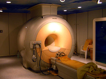 [350px-Modern_3T_MRI.JPG]