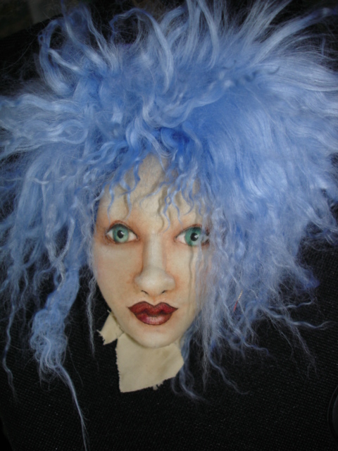 [Harpy+face+with+blue+hair++April+.jpg+002.jpg]