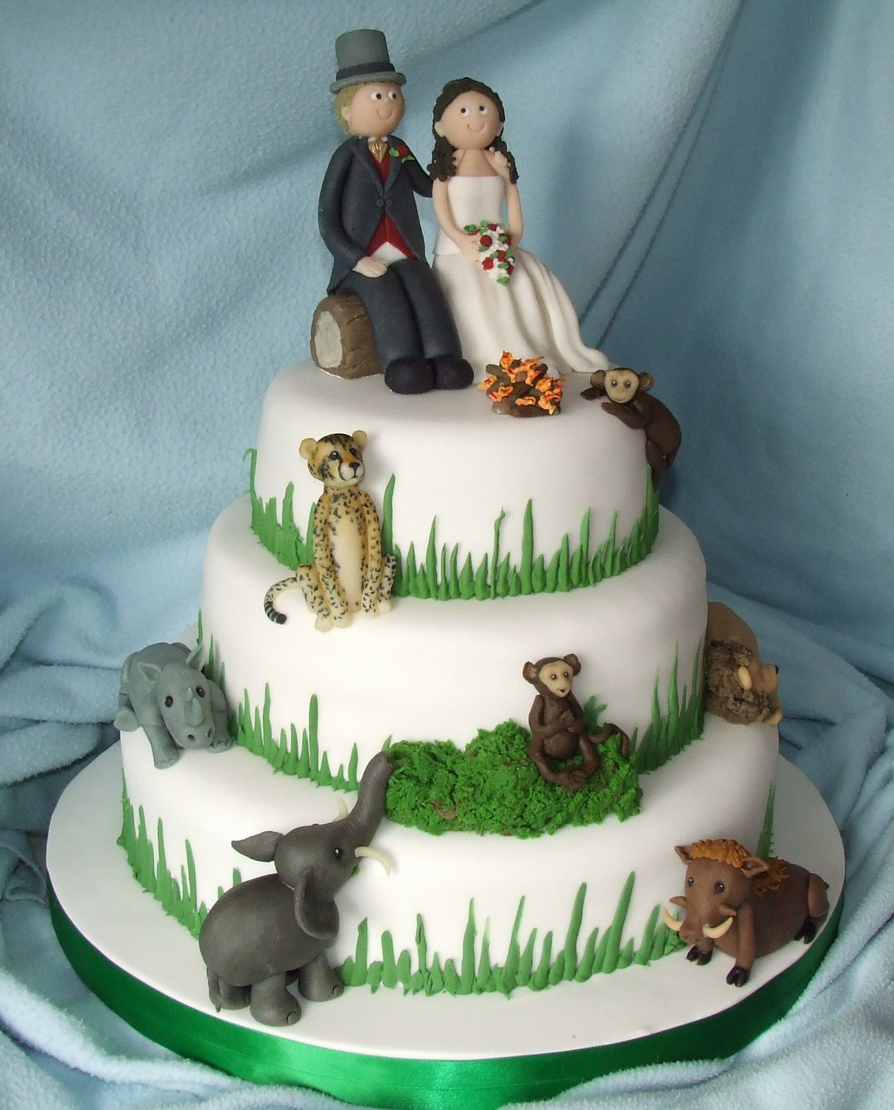 [Safari+wedding+cake+2.jpg]