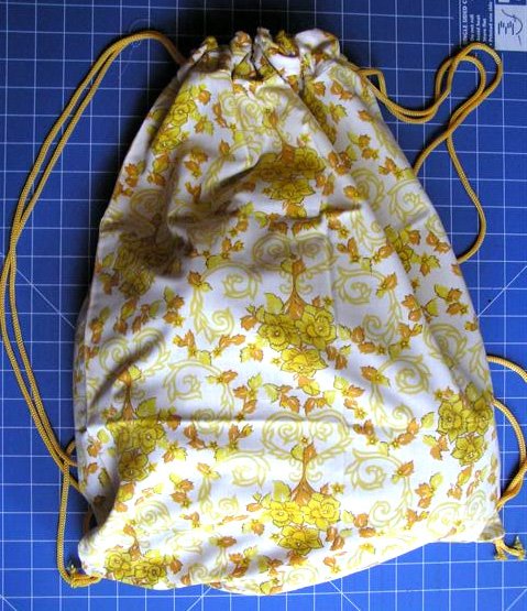 Pillowcase Craft: Drawstring Backpack Tutorial...
