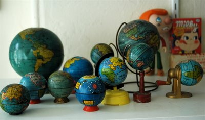[tiny+globes.jpg]