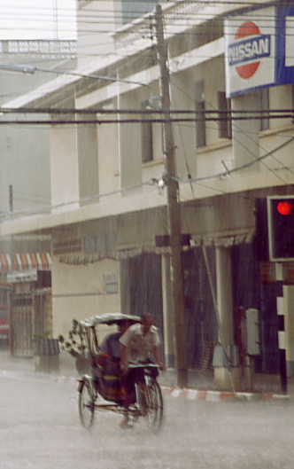 [Rickshaw_in_the_Rain_-_Loei.jpg]