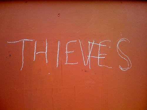 [thieffves.jpg]