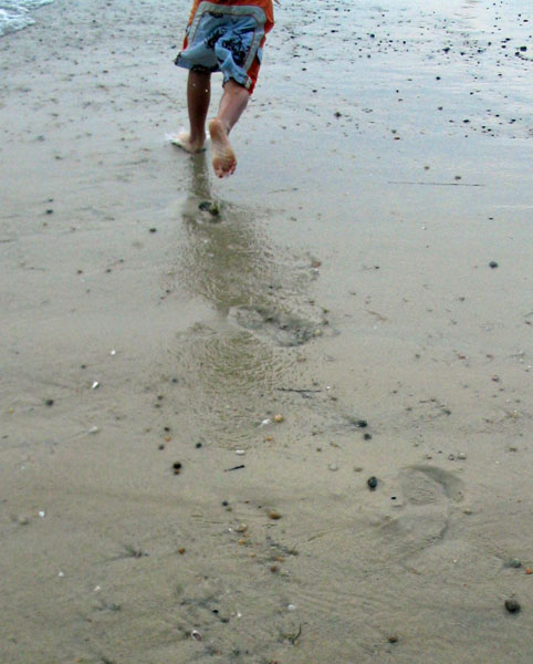 [footprints.jpg]