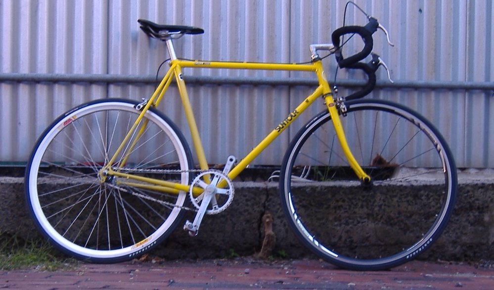 [yellowbike1.jpg]