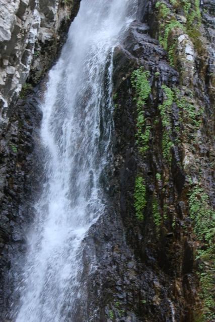 [waterfall]