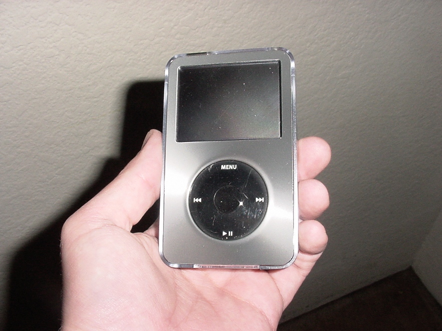 [F+-+New+iPod+Case.jpg]