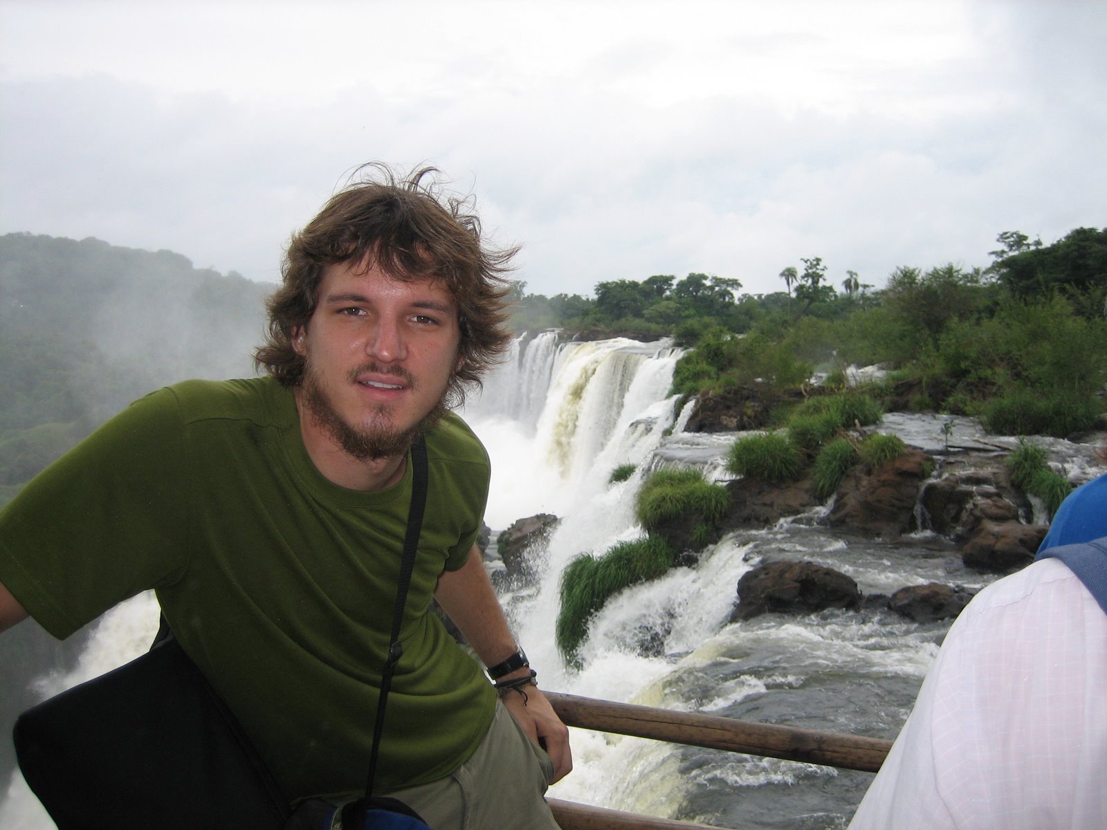 [waterfalls+at+Iguazu.JPG]