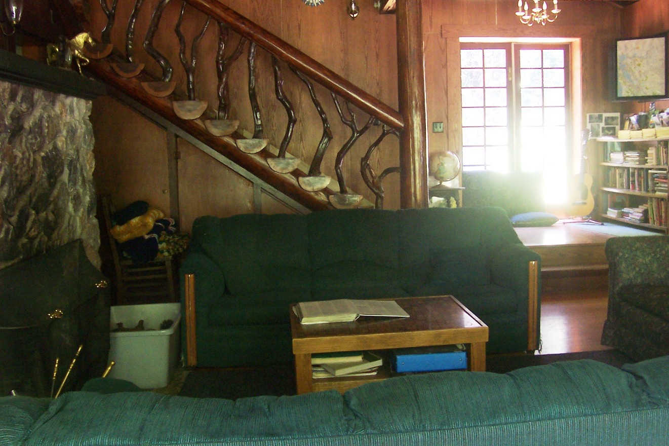 [Living+Room+of+Hostel.jpg]