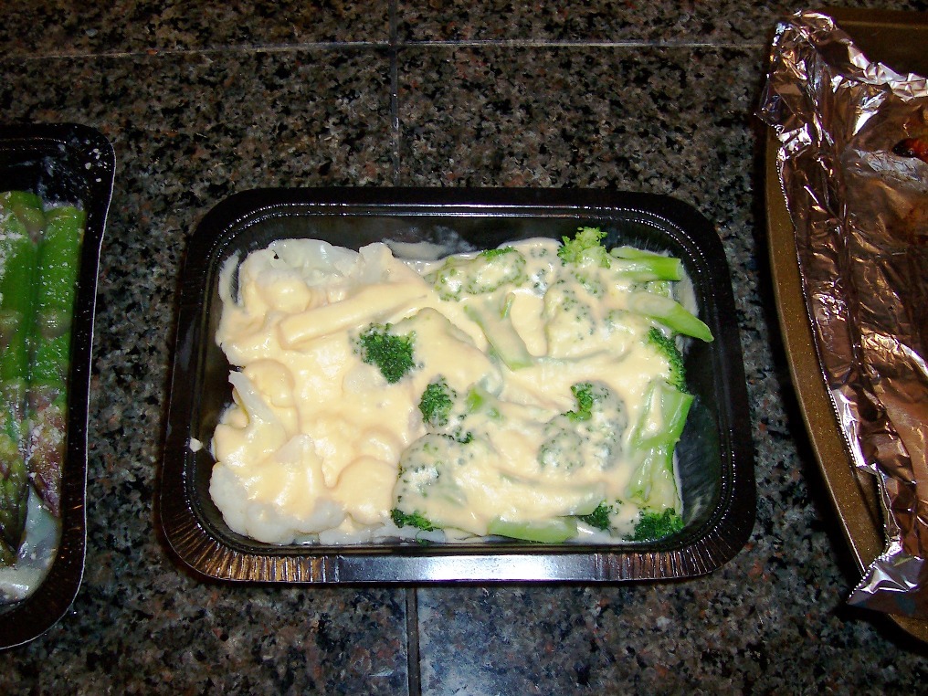 [Brocolli+with+Cheese+Sauce+after.jpg]