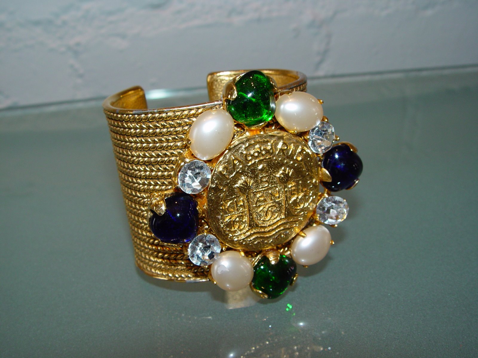 [CHANEL+BEDAZZLED+GOLD+CUFF+WITH+COIN+DETAIL.JPG]