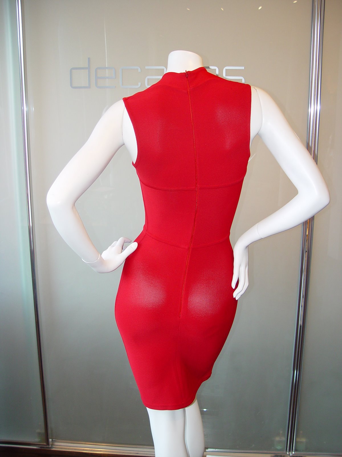 [HERVE+LEGER+EARLY+90S+RED+STRETCH+MINI+DRESSES+WITH+SQUARE+NECK+SANS+LABEL.JPG+(1).JPG]