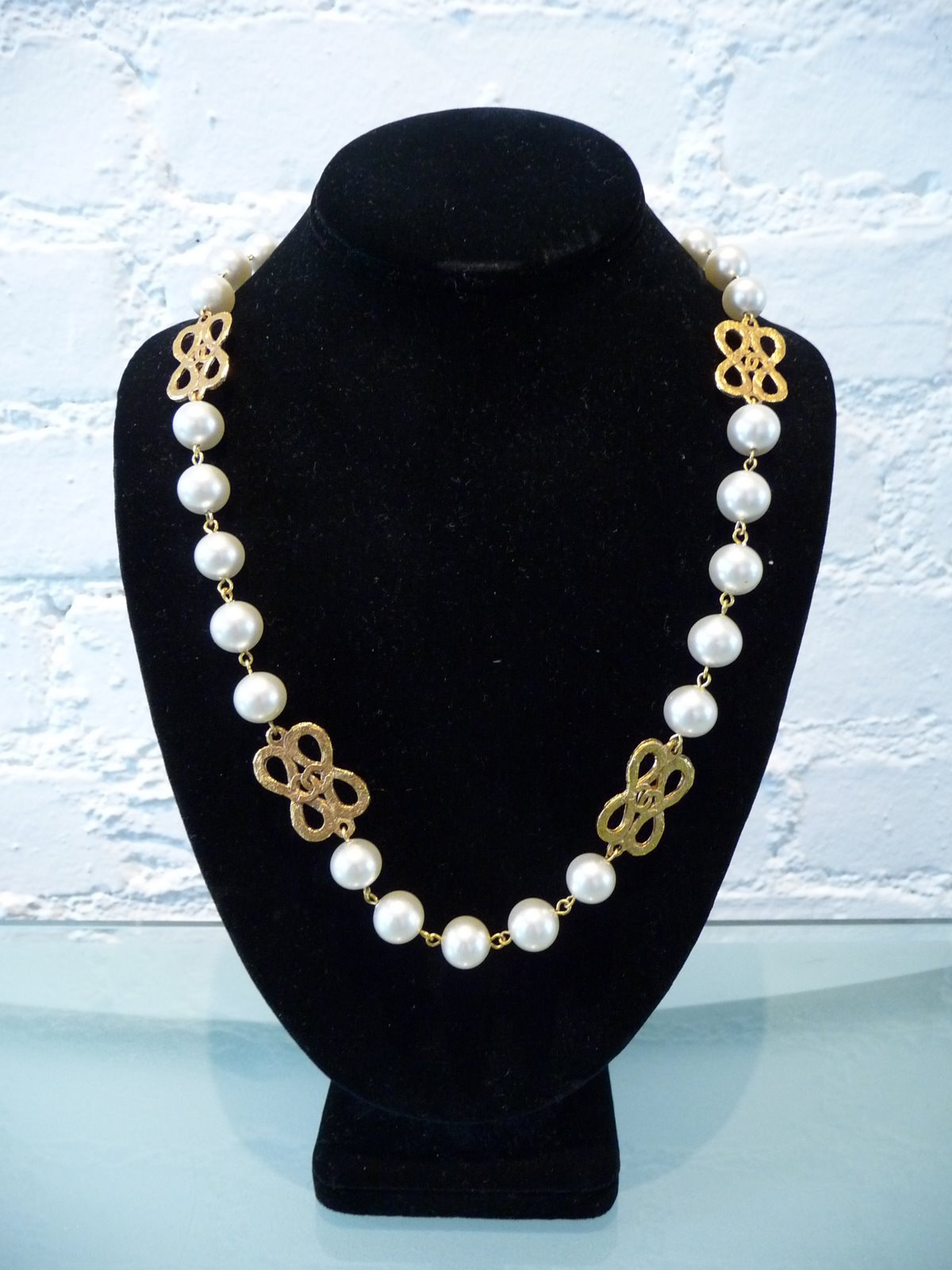 [CHANEL+PEARLS+WITH+SCROLL+PATTERN+COLLECTION+25+32+INCHES.JPG+(1).JPG]