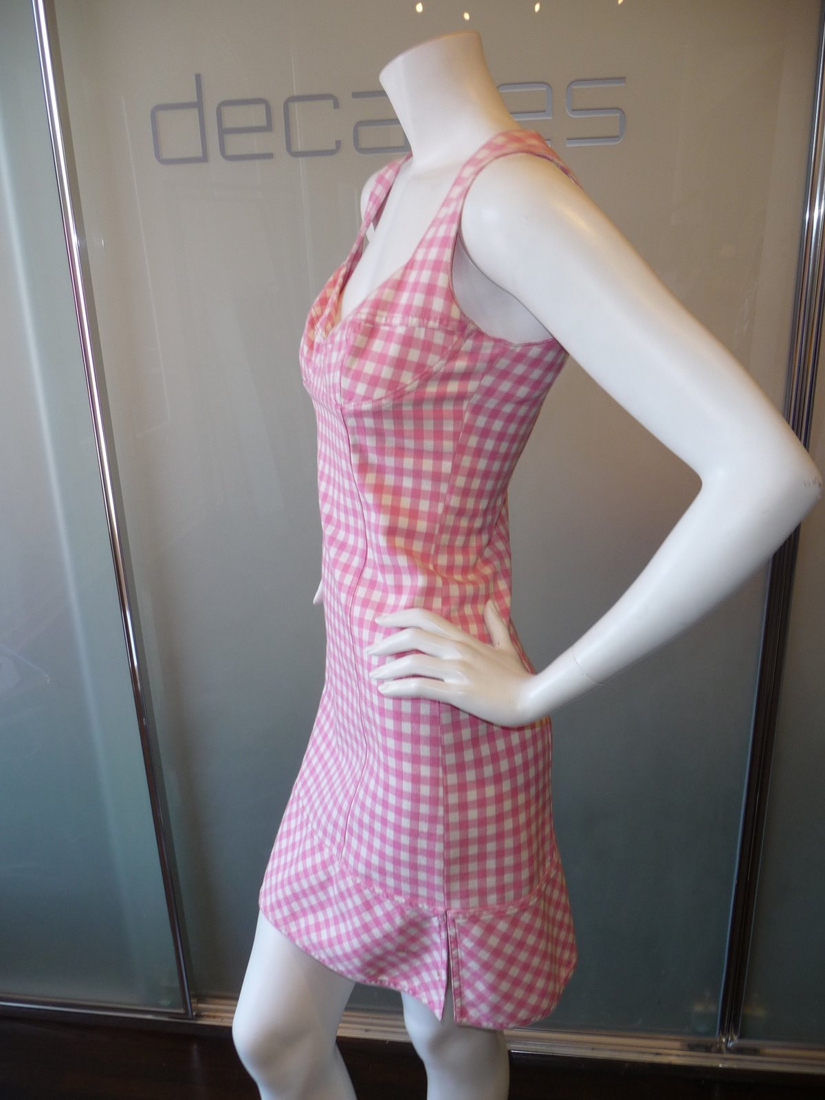 [EMANUEL+UNGARO+PINK+GINGHAM+SOLO+DONNA+DRESS+C+LATE+80S+RETIALED+BY+FRED+HEYMAN.JPG+(2).JPG]