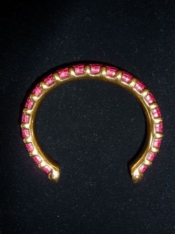 [Hermes+leather+and+gold+bracelet+2.JPG]