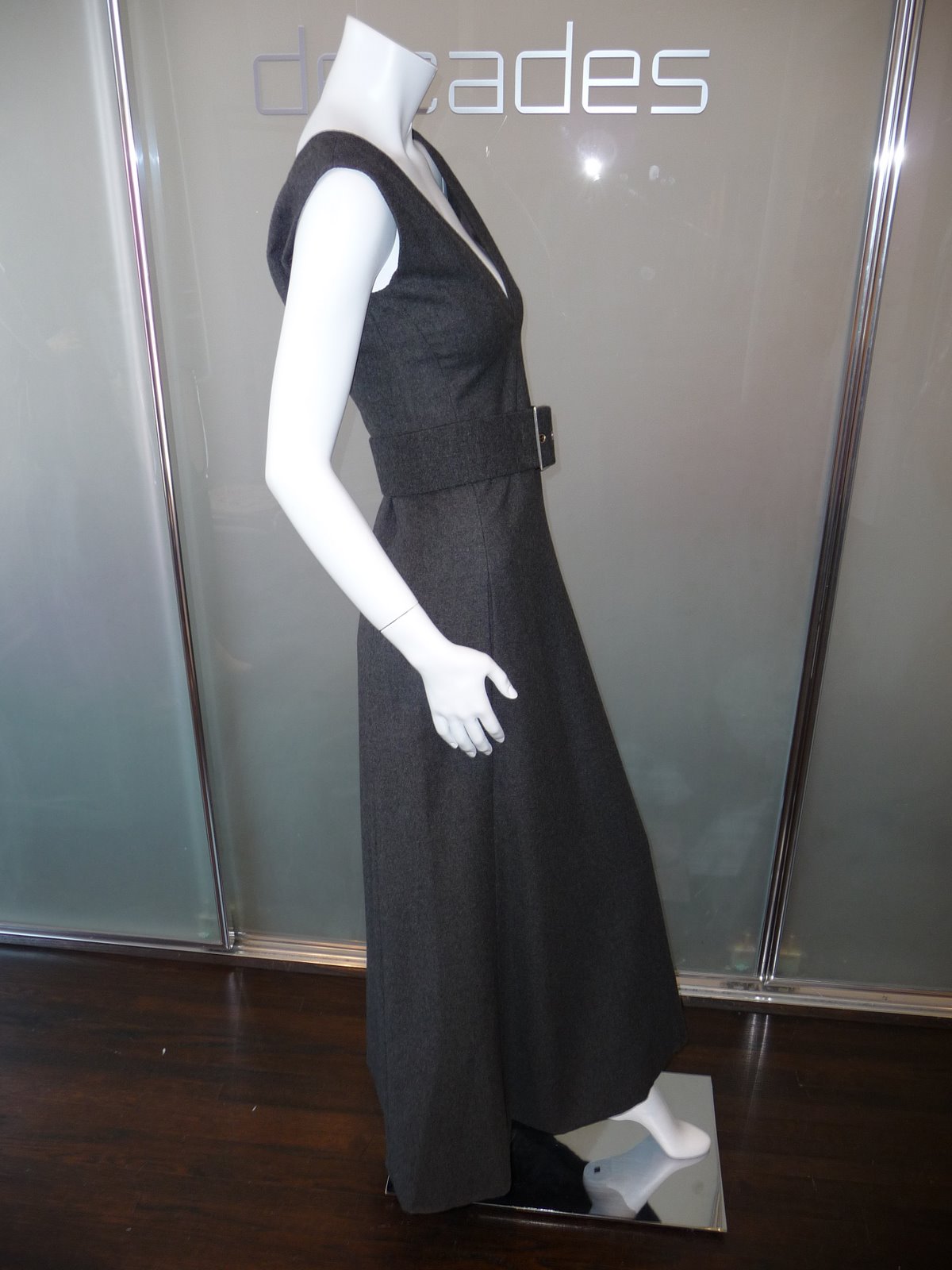 [JAMES+GALANOS+LATE+60S+GREY+FLANNEL+MAXI+GOWN+WITH+BELT+SIZE+4+(3).JPG]