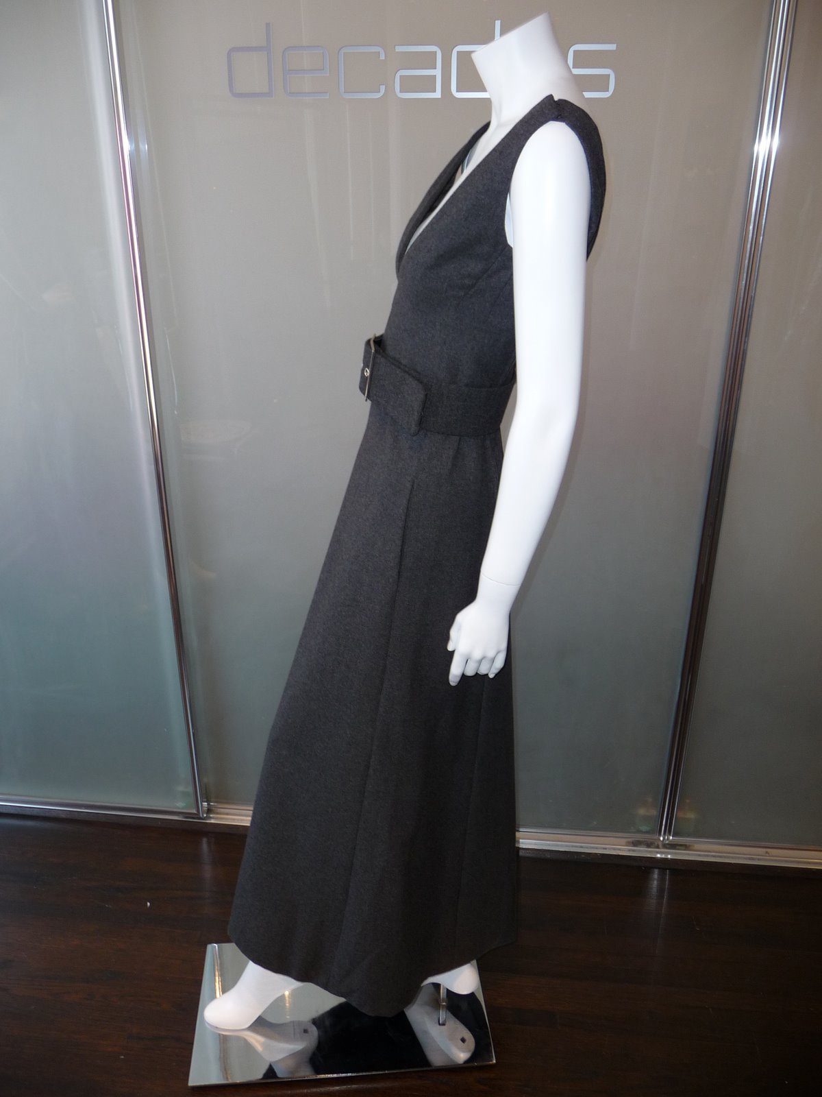 [JAMES+GALANOS+LATE+60S+GREY+FLANNEL+MAXI+GOWN+WITH+BELT+SIZE+4+(1).JPG]
