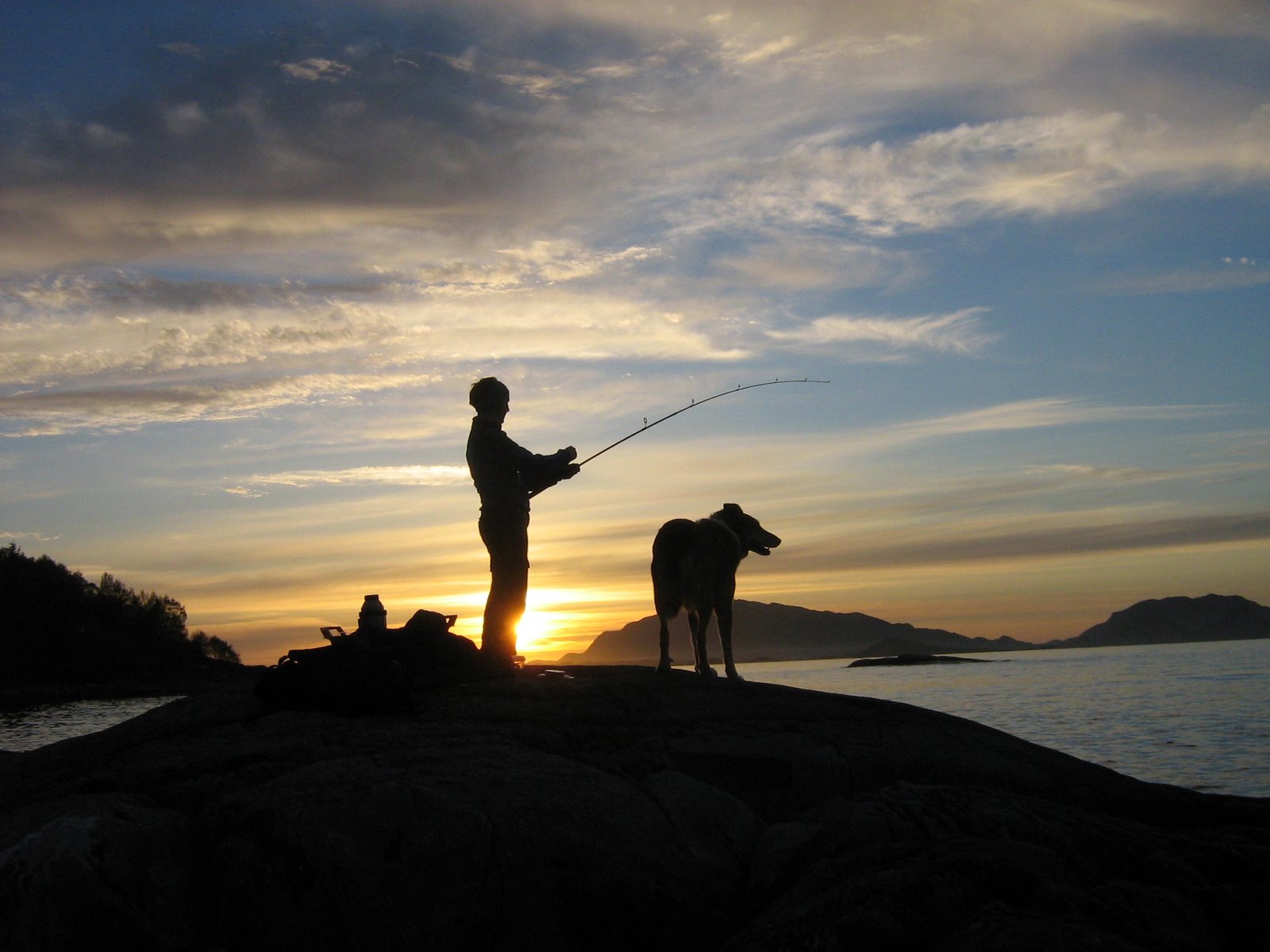 [Fisketur+og+solnedgang+005.jpg]