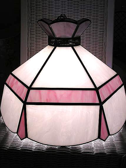 [Stained+Glass+Lamp+Shade+Good+Will+3.JPG]