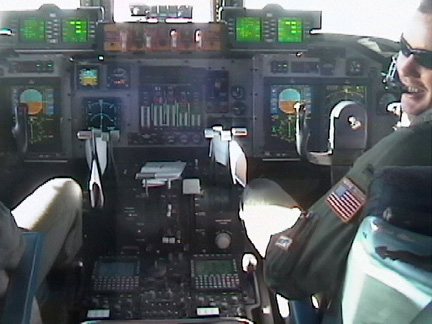 [Cockpit6.jpg]
