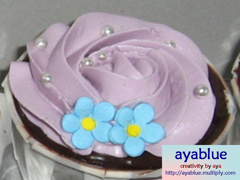 [OD2+--+Purple+Cupcake.JPG]