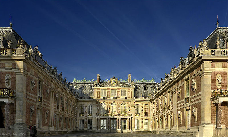 [800px-Versailles_Palace.jpg]