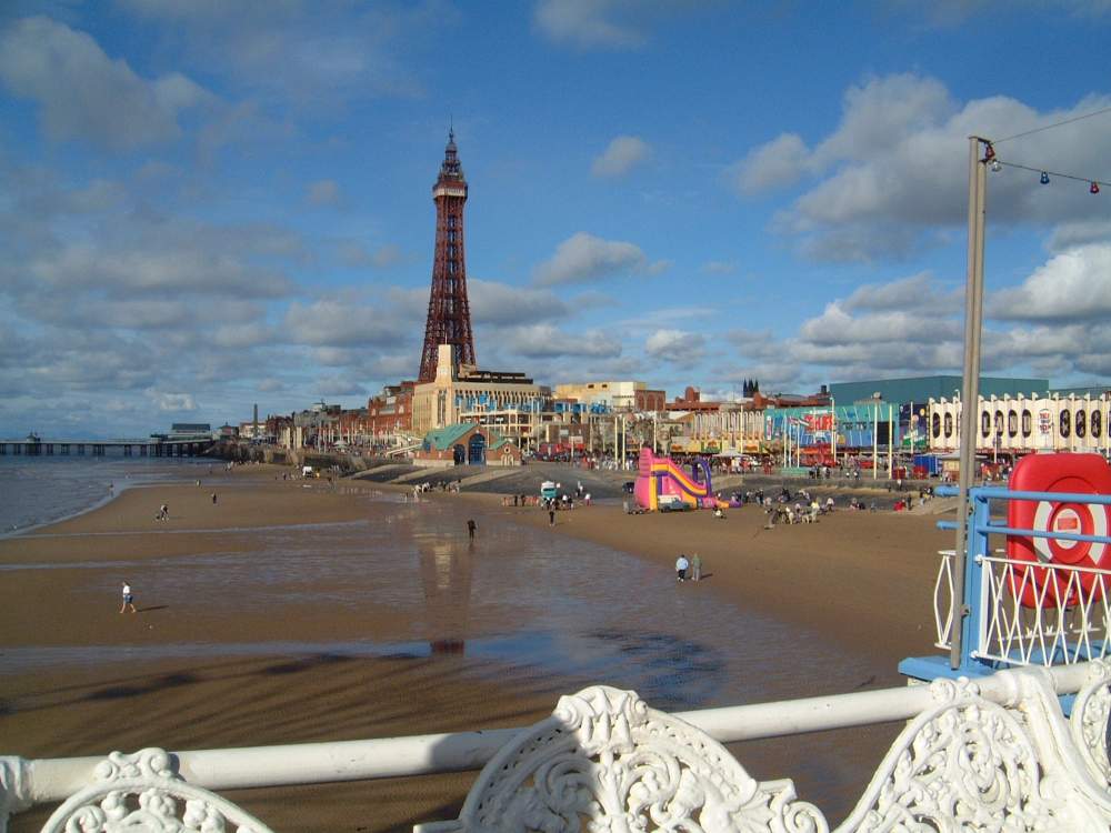 [Beach_and_Tower@Blackpool.jpg]