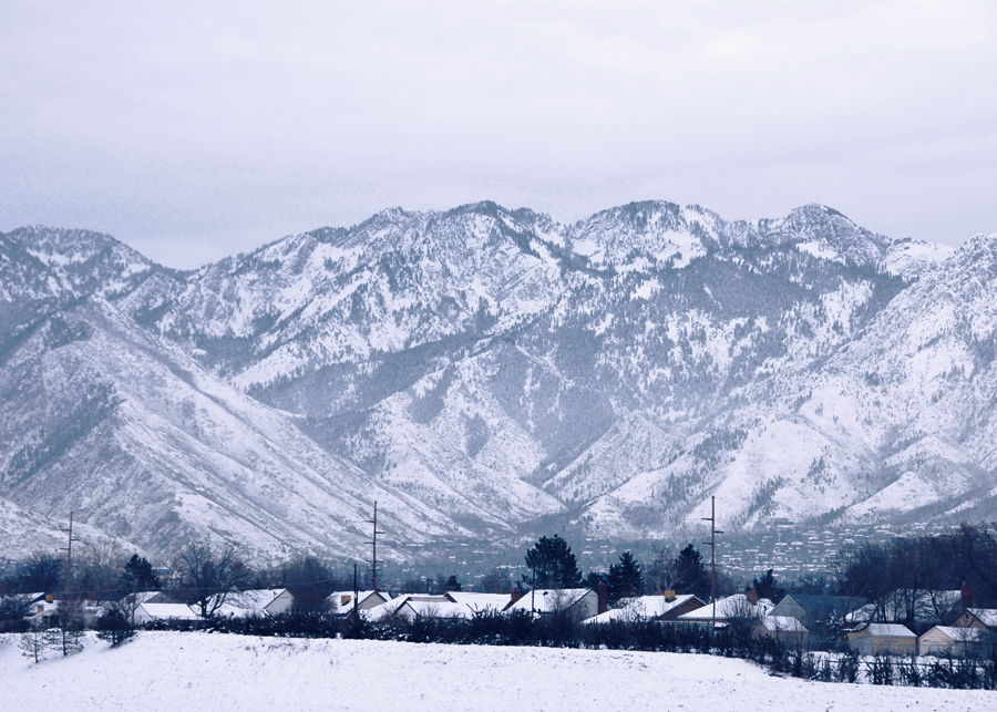 [snowcovered+mountainsweb.jpg]