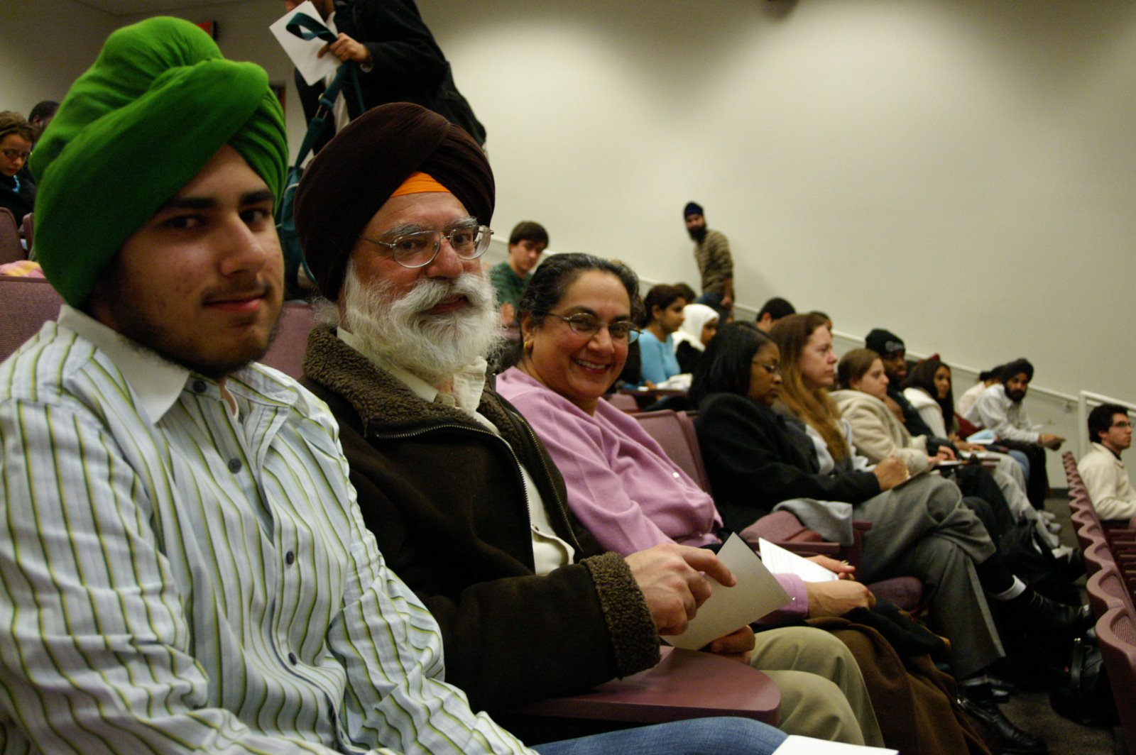 [Sikh+Family+in+Audience.JPG]