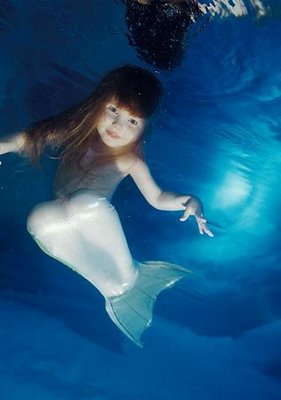 [swimming_babies_40.jpg]