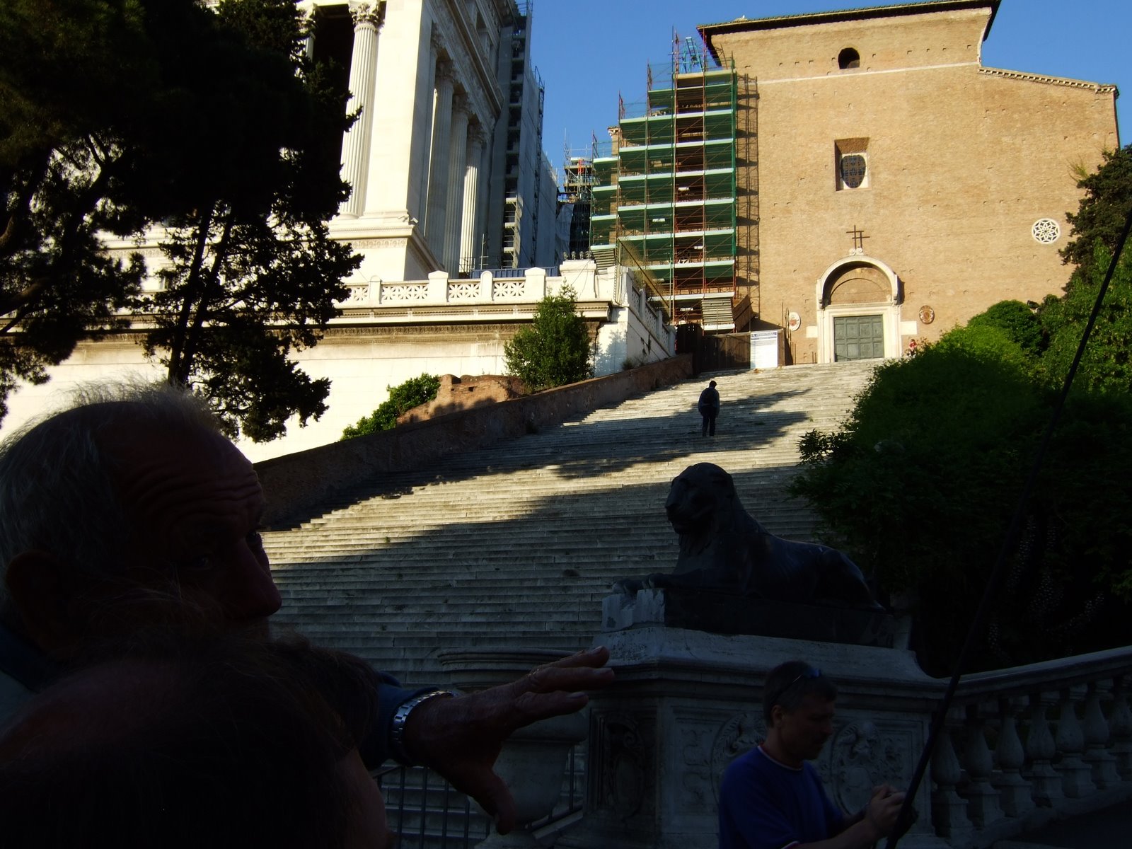 [Rome--Aracoeli+Staircase+Leading+to+Santa+Maria+in+Aracoeli.JPG]