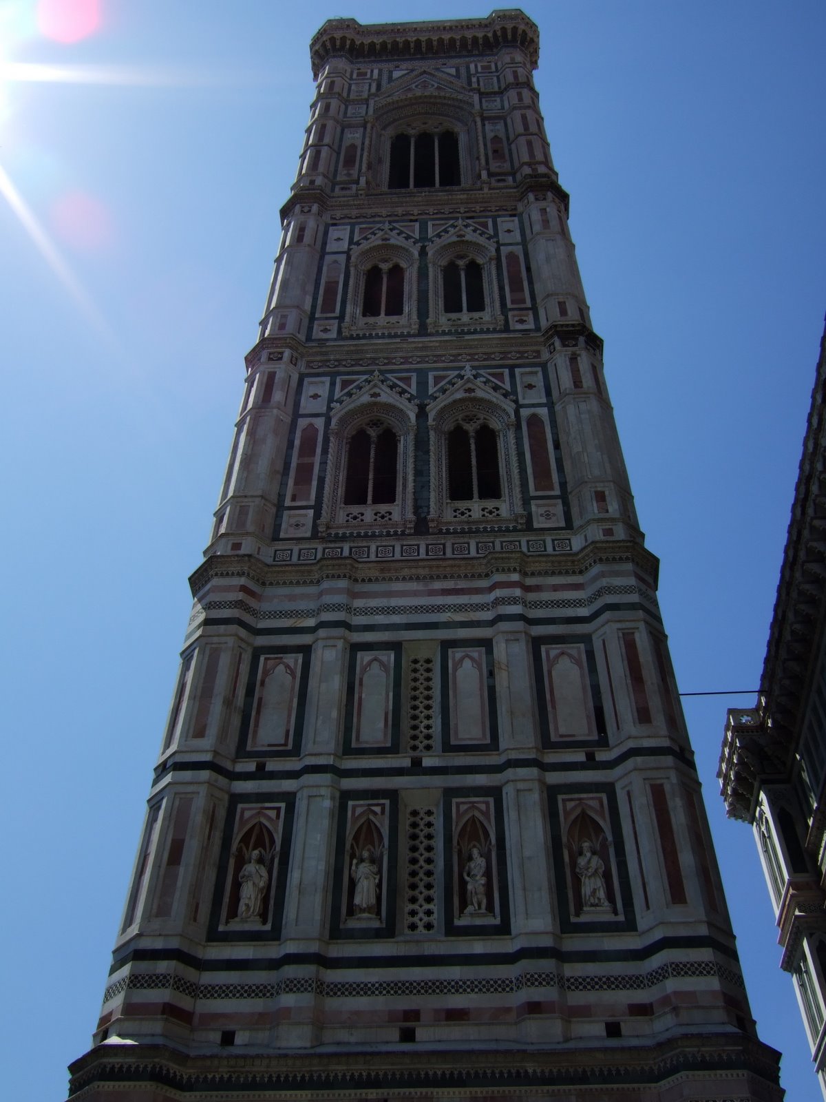 [Florence--bell+tower+looking+up.JPG]